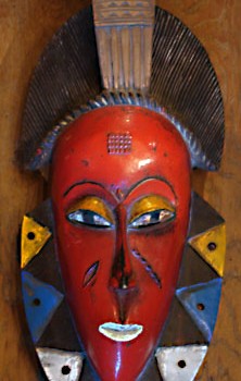 Red Comb Kpelie Mask