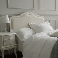 White Ruffle Bed Linen