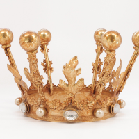 Crown, pearl & crystal
