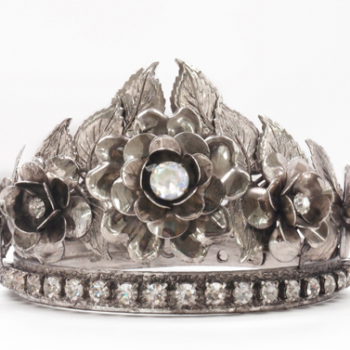 Crown, silver flower