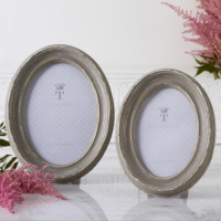 Antiqued Oval Picture Frames