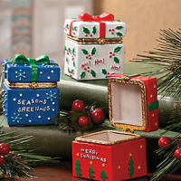 Hinged Present Boxes