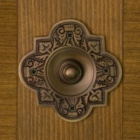 Ballard Doorbell, bronze