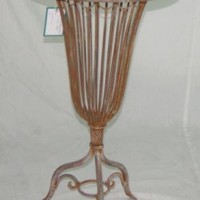Bell Shaped Iron Plant Holder