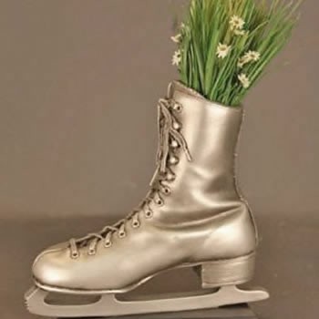 Ice Skate Sculpture:Vase