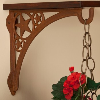 Iron Star Bracket, rust
