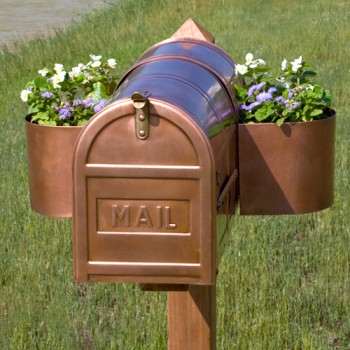 Mailbox Planter, copper