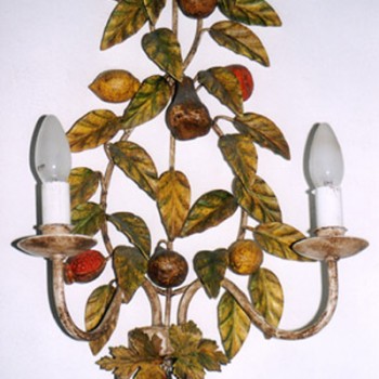 Article 12 Fruit Sconce