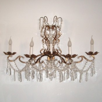 Article 8012:A Sconce