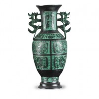 Indoor:Outdoor Cast Metal Dragon Vase