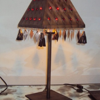 Large Red Jewels Pyramid Table Lamp
