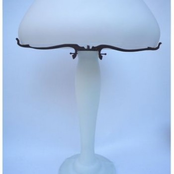Large White Iris Lamp